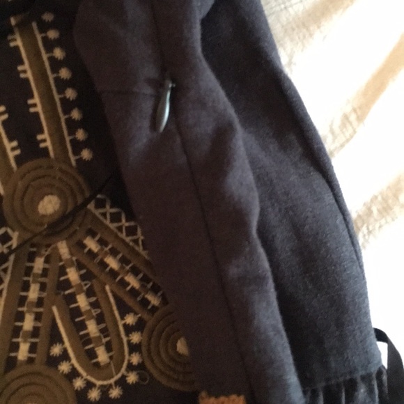 Linen Embroidered Art Deco Dress - Picture 5 of 8